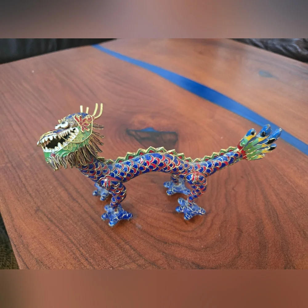 Decorative Blue and Red Cloisonné Dragon Figurine for Reptile Display